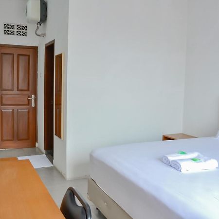 Bumi Ciboled Mitra Reddoorz Near Gerbang Tol Pamulihan Jatinangor Buitenkant foto